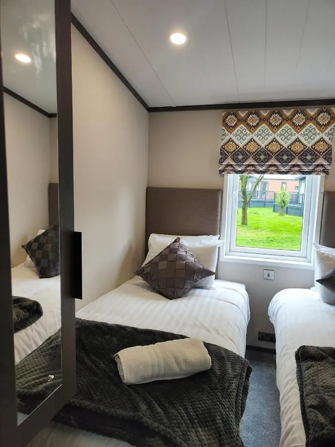 Jjs Lodge Oaktree Thornton